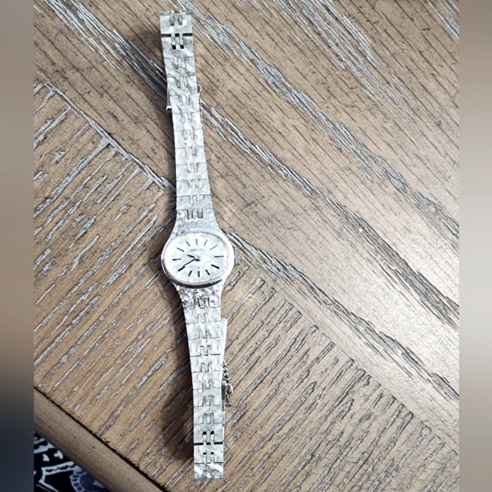 Seiko women's dress watch